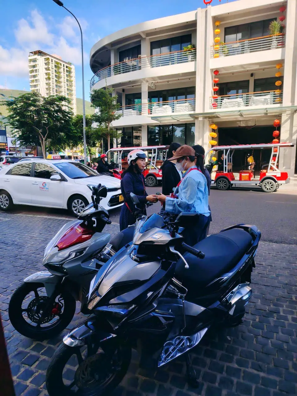 CHO THUÊ XE MÁY ĐÌNH TRUNG